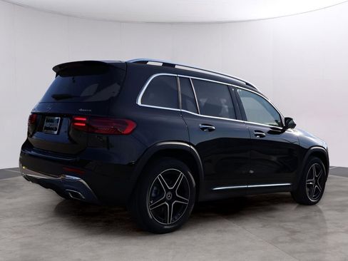New 2026 Mercedes-Benz GLB 250 4MATIC image 7
