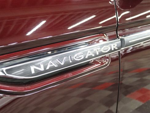 Used 2019 Lincoln Navigator L Black Label image 9