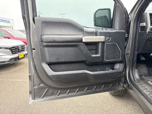 Used 2017 Ford F150 Lariat AWD/4WD image 16