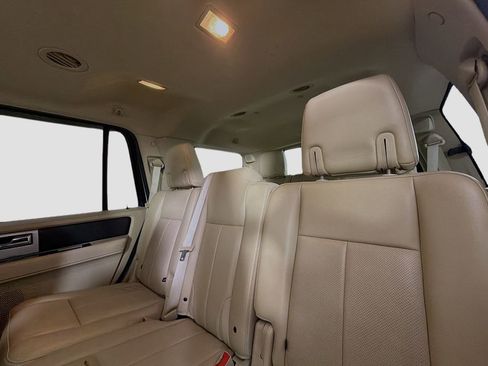 Used 2017 Ford Expedition XLT w/ Equipment Group 202A RWD image 23