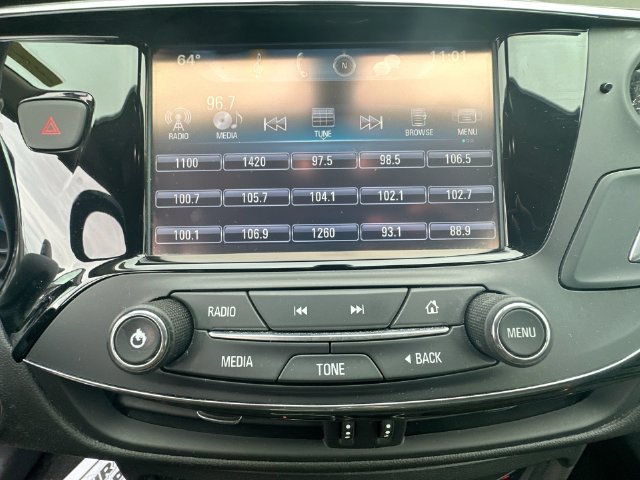 Used 2017 Buick Envision Essence AWD/4WD image 19