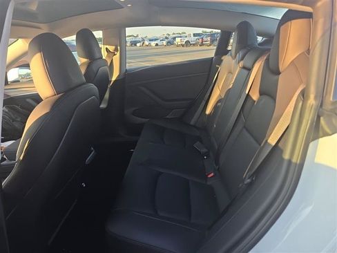 Used 2023 Tesla Model 3 Standard Range RWD image 6