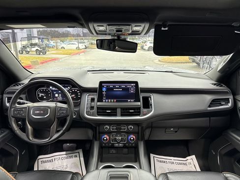 Used 2021 GMC Yukon AT4 w/ AT4 Premium Package image 22