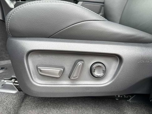 Used 2026 Toyota 4Runner Limited image 13