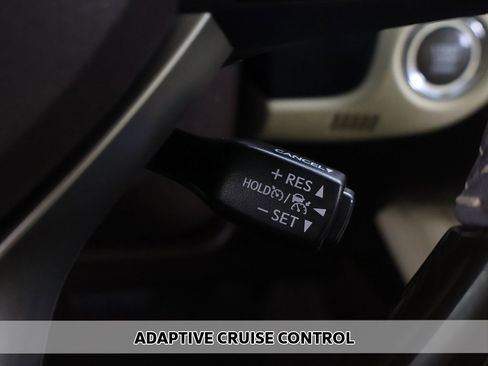 Used 2018 Lexus ES 350 w/ Ultra Luxury Package image 5