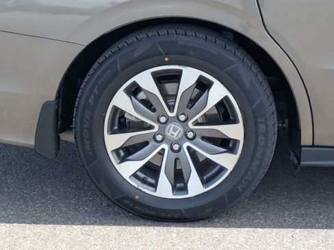 Used 2021 Honda Odyssey EX-L image 9