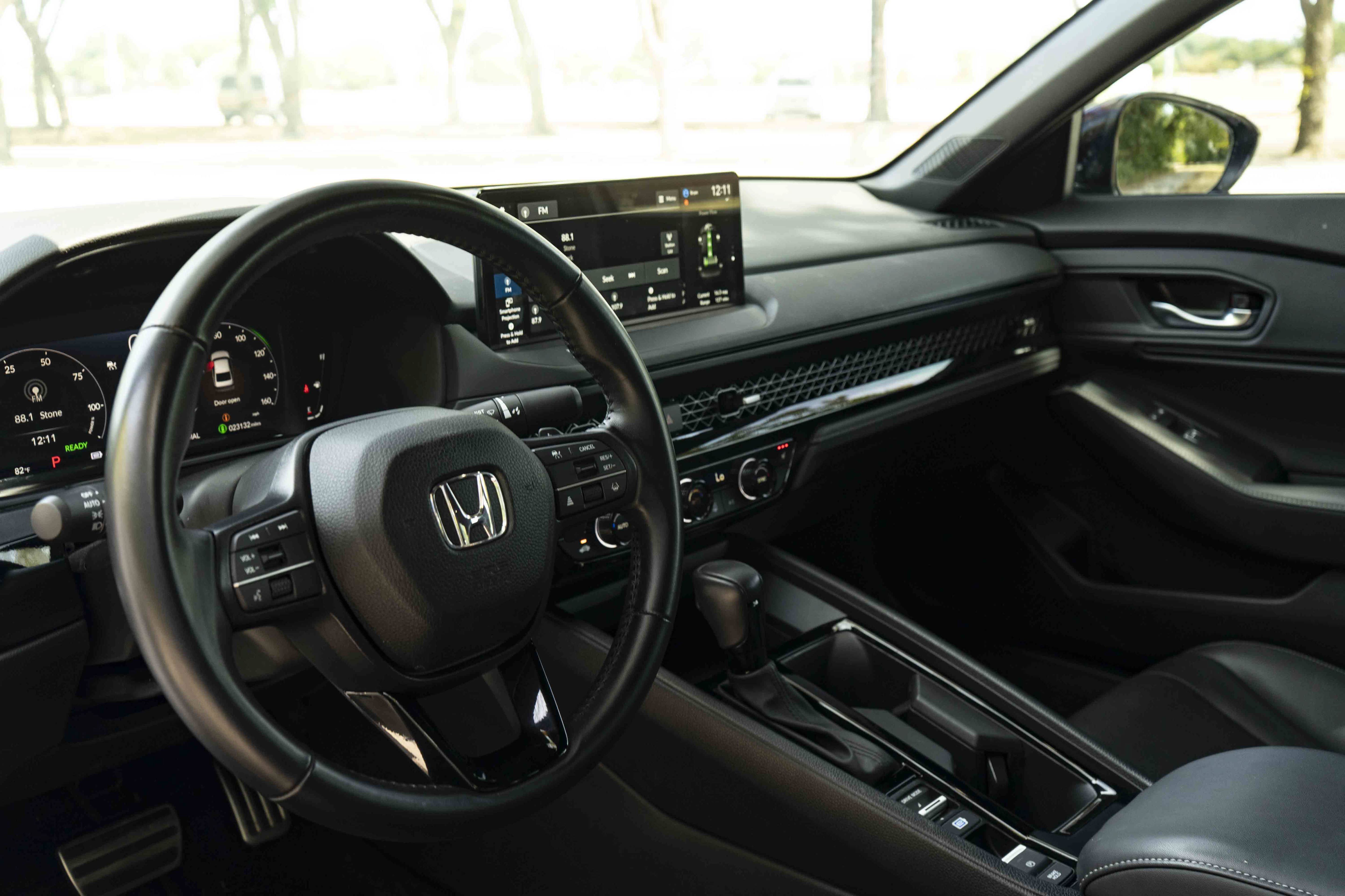 Used 2024 Honda Accord Sport image 16