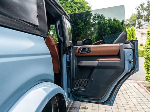 Used 2023 Ford Bronco Outer Banks image 32