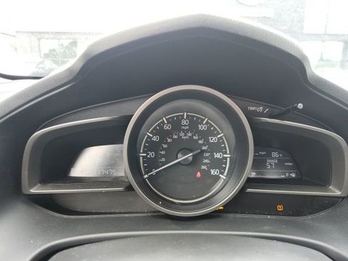 Used 2017 MAZDA MAZDA3 Touring FWD image 4