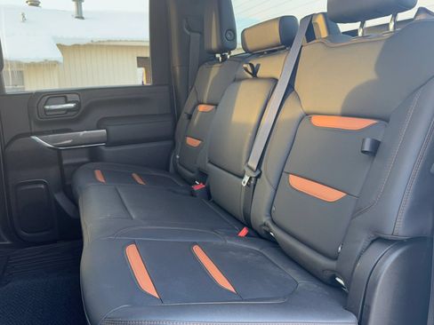 Used 2022 GMC Sierra 2500 AT4 w/ Gooseneck/5TH Wheel Package AWD/4WD image 21