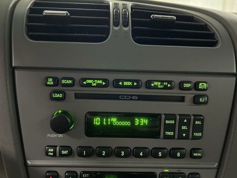 Used 2004 Ford Thunderbird Pacific Coast RWD image 13