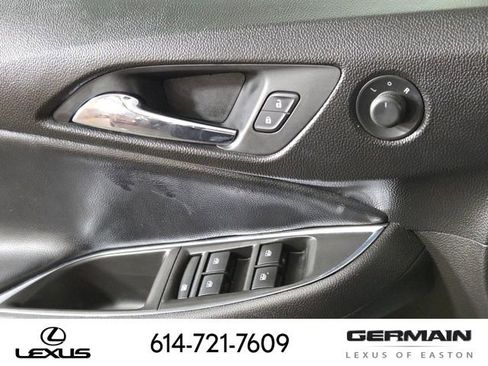 Used 2018 Chevrolet Cruze LT w/ Convenience Package image 29
