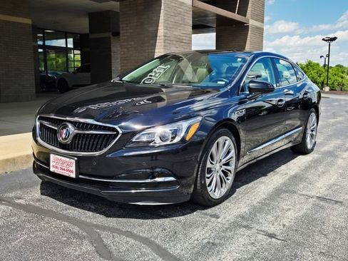 Used 2017 Buick LaCrosse Premium w/ Driver Confidence Package #2 FWD image 3