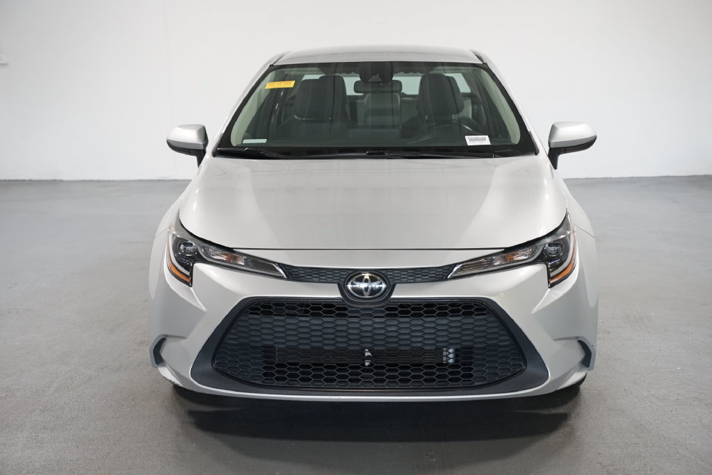 Certified 2022 Toyota Corolla LE FWD image 2