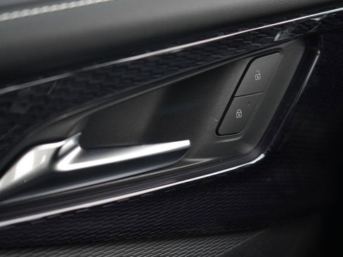 New 2025 Chevrolet Blazer EV LT image 14