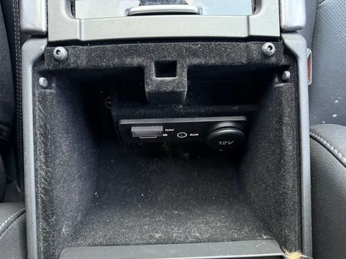 Used 2018 Land Rover Range Rover Evoque Landmark Edition image 21