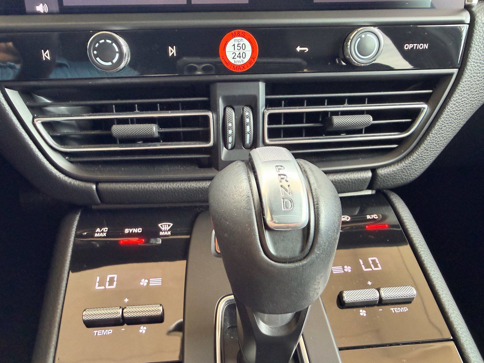 Used 2023 Porsche Macan Turbo AWD/4WD image 14