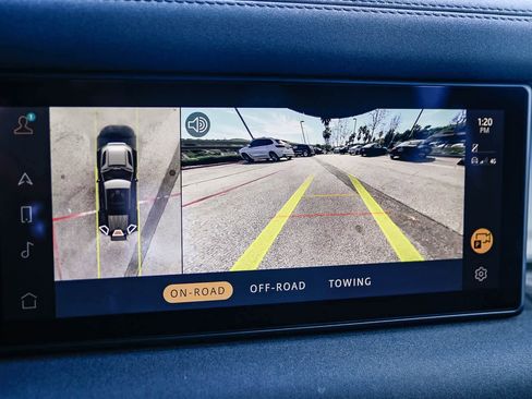 Used 2023 Land Rover Defender 110 S image 25