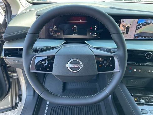 New 2025 Nissan Murano SL image 18