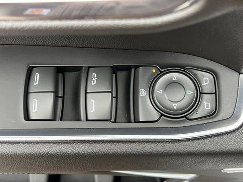 Used 2024 Chevrolet Silverado 1500 RST w/ Convenience Package II image 15