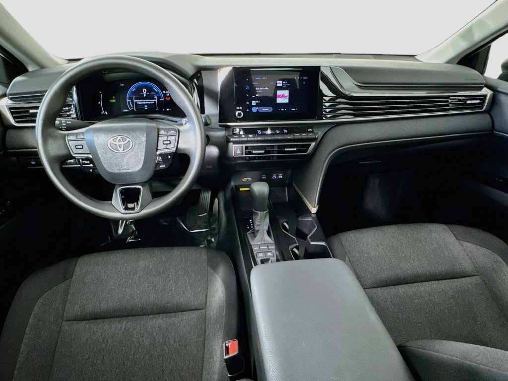 Used 2026 Toyota Camry LE FWD image 23
