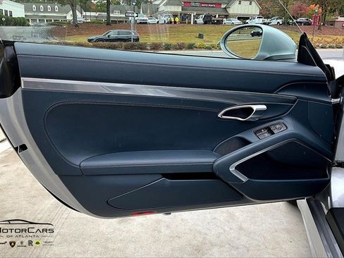 Used 2024 Porsche 718 Cayman image 19