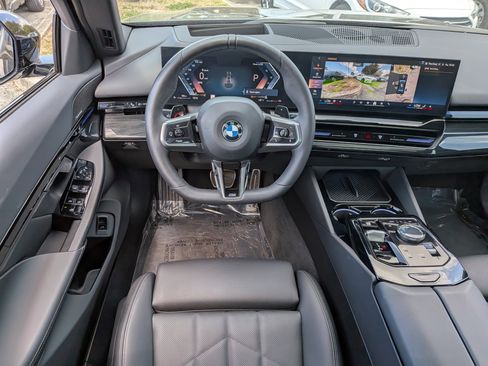 Used 2026 BMW 530i xDrive image 17