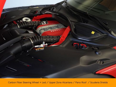 Used 2025 Ferrari Purosangue image 32