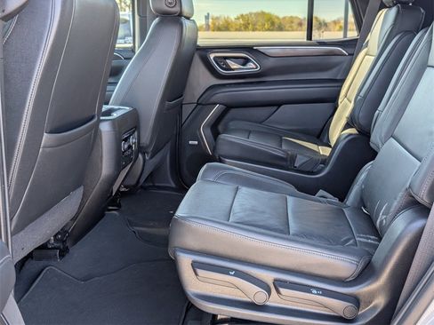 Used 2021 Chevrolet Tahoe LT w/ LT Signature Plus Package image 24