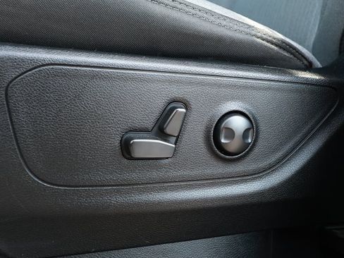 Used 2022 RAM 1500 Big Horn RWD image 23