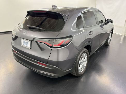 Certified 2023 Honda HR-V LX image 9