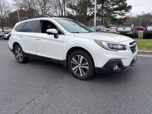 Used 2018 Subaru Outback 3.6R Limited image 7