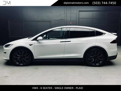 Used 2025 Tesla Model X Plaid AWD/4WD image 3