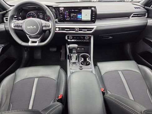 Used 2023 Kia K5 GT-Line image 12