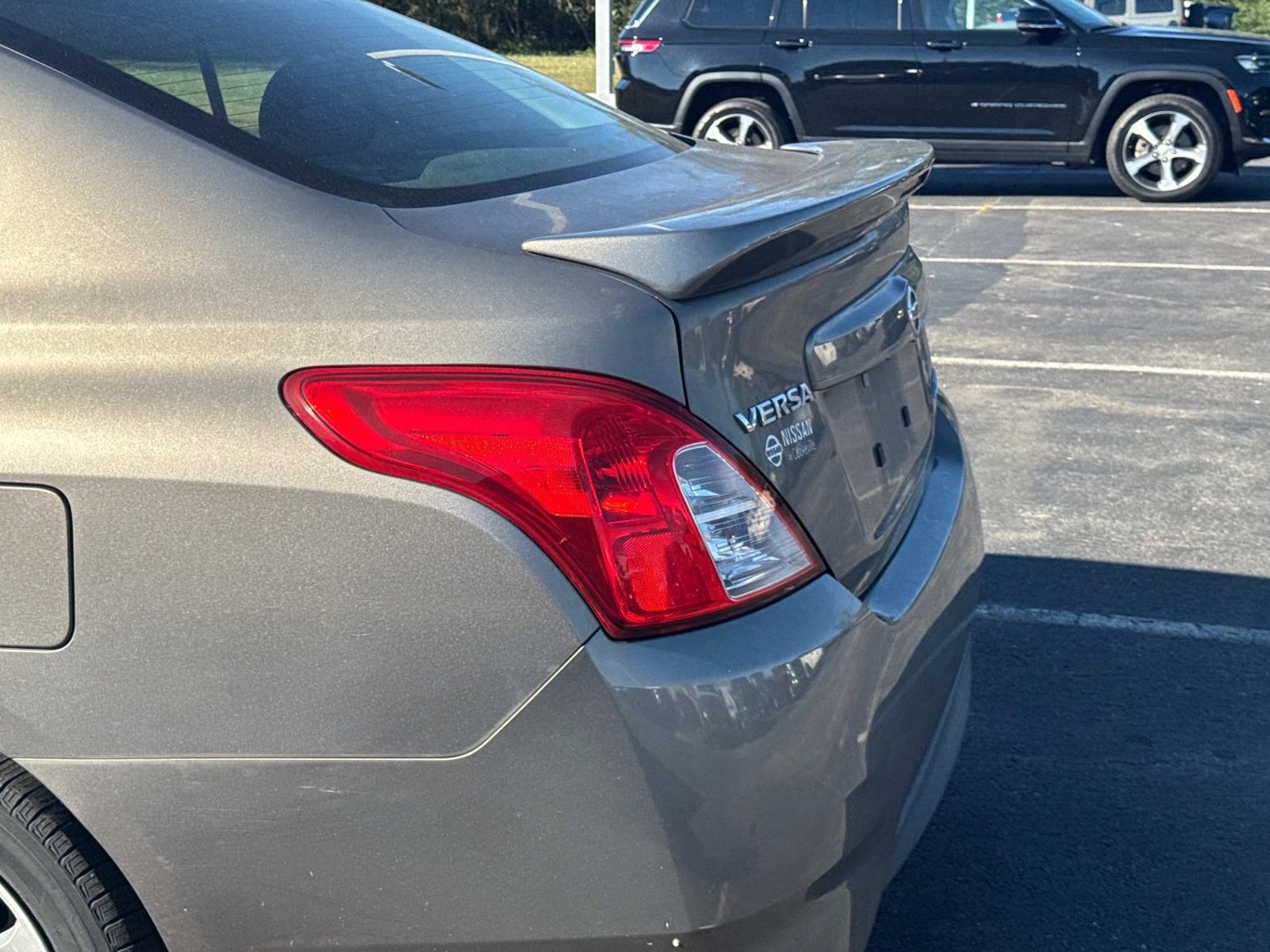 Used 2015 Nissan Versa S Plus FWD image 10