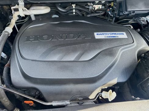 Used 2016 Honda Pilot Touring image 41