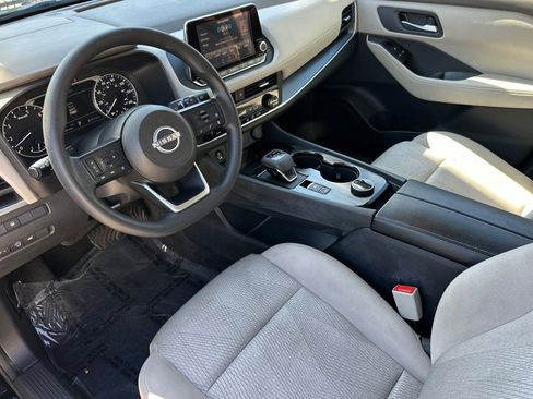 Used 2024 Nissan Rogue SV AWD/4WD image 11