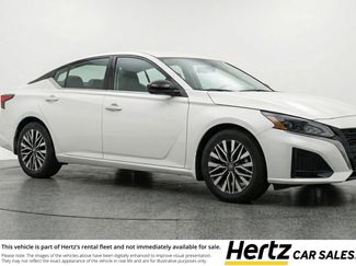 Used 2025 Nissan Altima 2.5 SV video 1