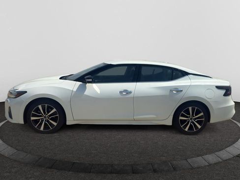 Used 2023 Nissan Maxima SV w/ Floor Mat Group FWD image 8