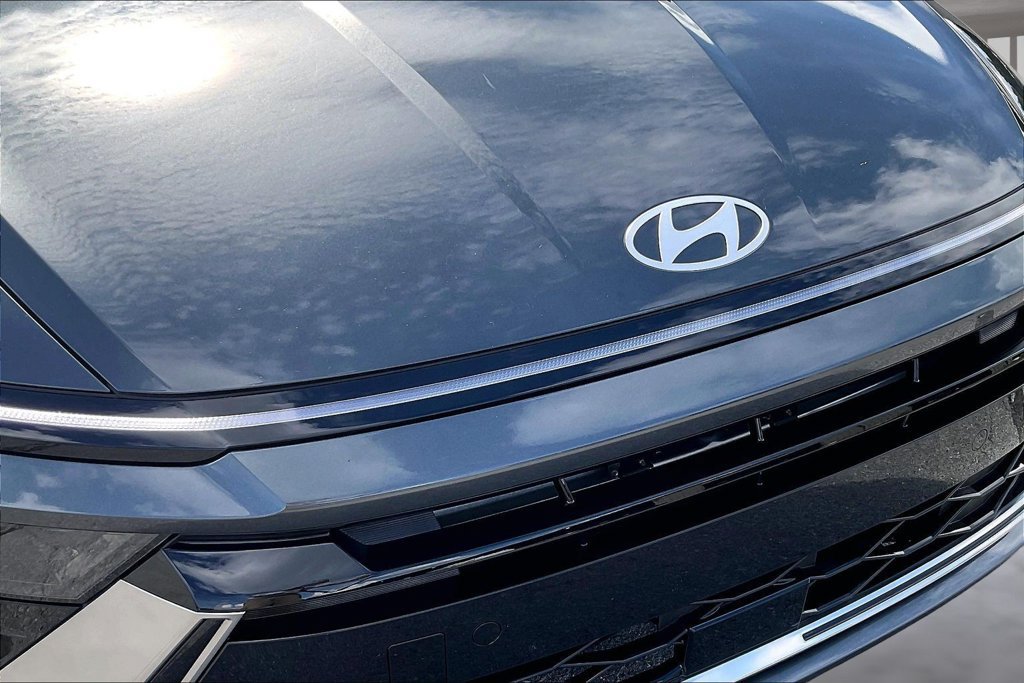 Used 2026 Hyundai Sonata SEL FWD image 29