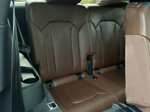 Used 2017 Audi Q7 2.0T Premium Plus w/ Premium Plus Package image 17