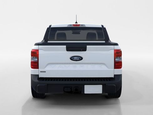 New 2025 Ford Maverick XLT w/ Equipment Group 301A image 30