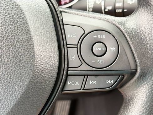 Used 2023 Toyota RAV4 XLE FWD image 20