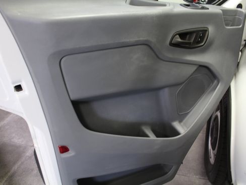 Used 2018 Ford Transit 250 130 Low Roof image 20