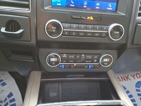 Used 2021 Ford Expedition Max Limited AWD/4WD image 20