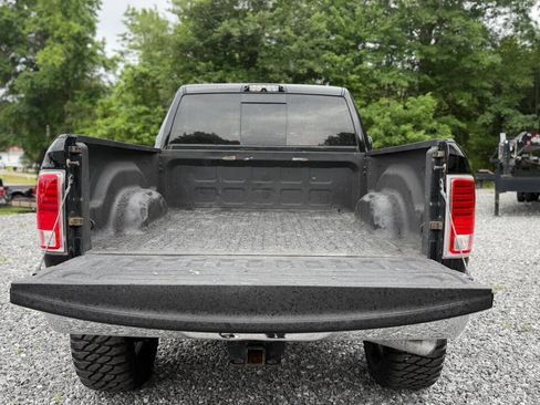 Used 2016 RAM 3500 Laramie w/ Convenience Group AWD/4WD image 7
