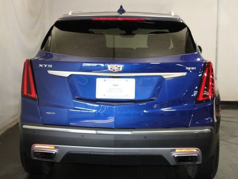 Certified 2023 Cadillac XT5 Premium Luxury w/ Technology Package AWD/4WD image 6
