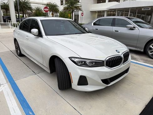 Certified 2024 BMW 330i Sedan w/ Convenience Package RWD image 6