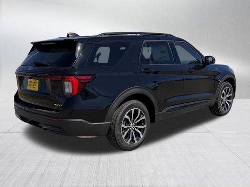 New 2026 Ford Explorer ST-Line AWD/4WD image 4