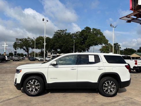 Used 2023 GMC Acadia SLE FWD image 2